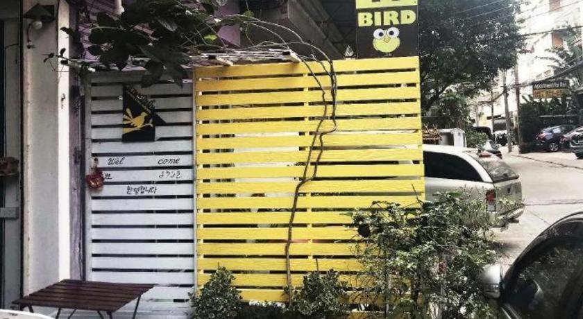 Kamin Bird Hostel Bangkok Exterior photo